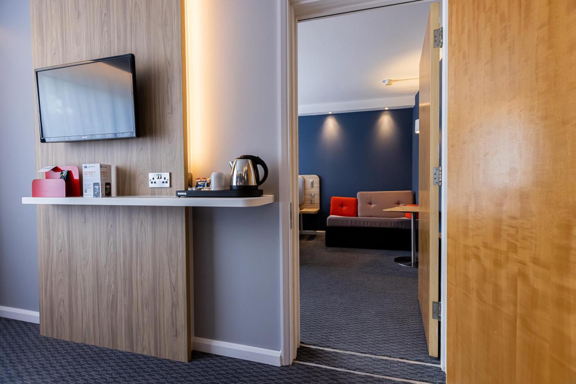 Holiday Inn Express Norwich By Ihg Drayton  Exterior foto