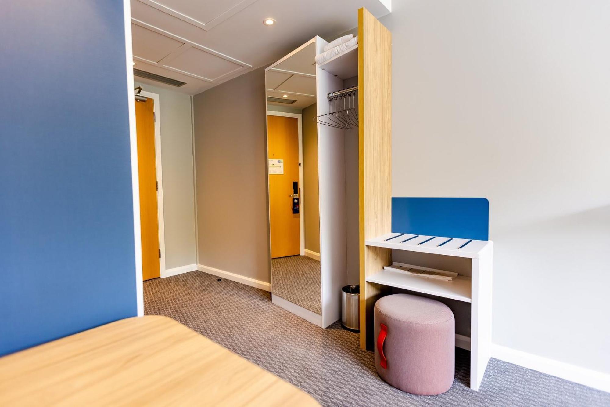 Holiday Inn Express Norwich By Ihg Drayton  Exterior foto