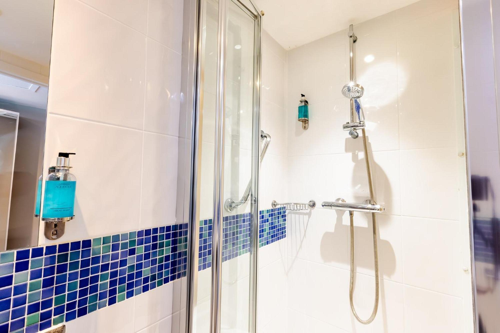 Holiday Inn Express Norwich By Ihg Drayton  Exterior foto